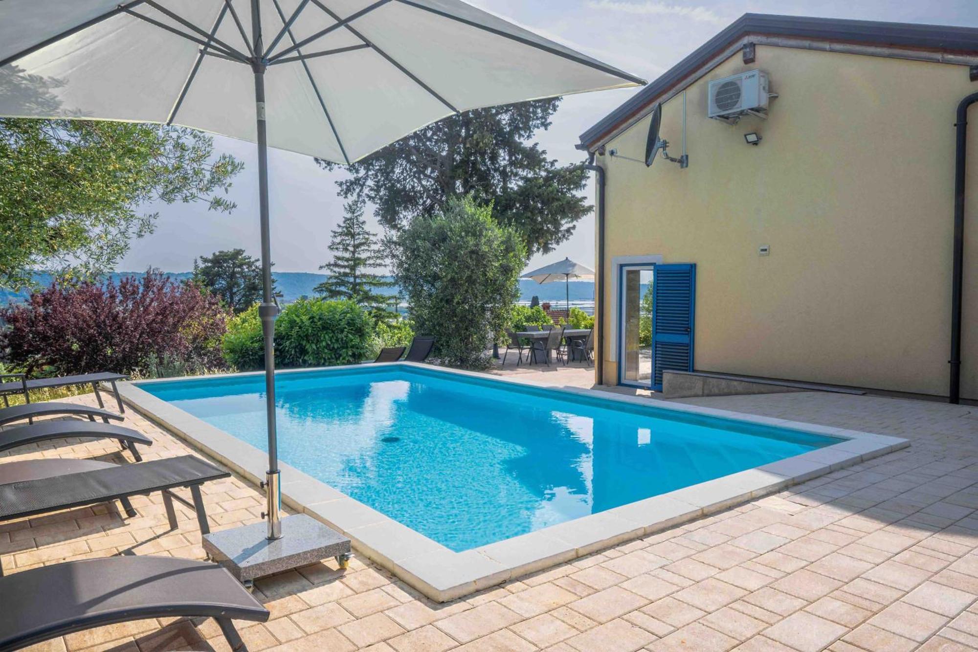 Villa Porto Olive Secovlje
