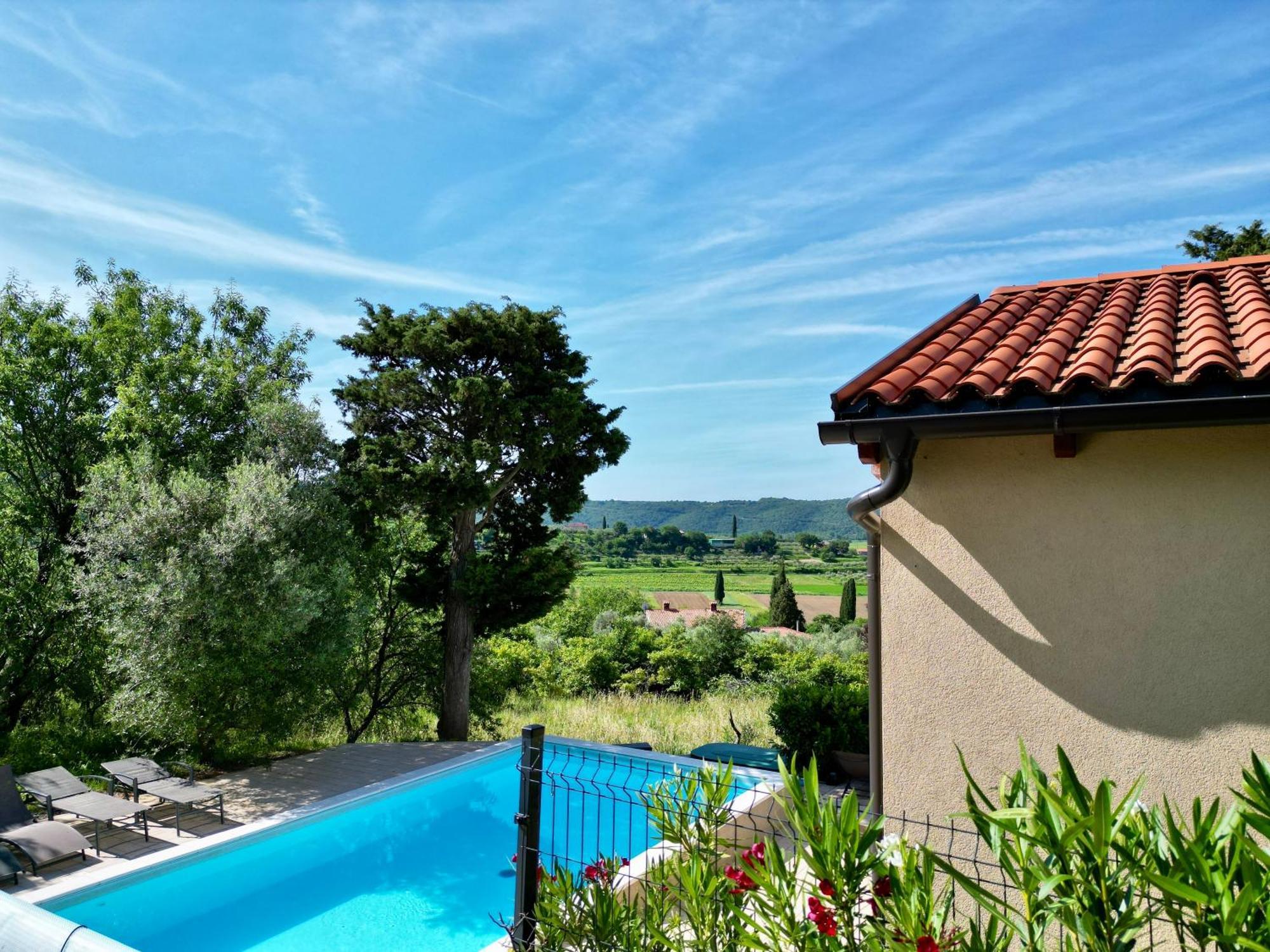Porto Olive Villa *